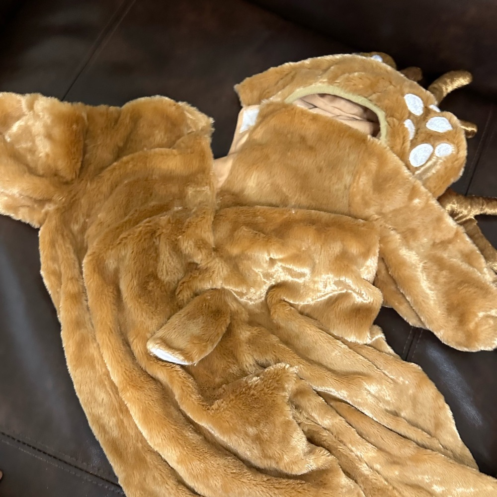 Adorable Brown and White Reindeer Costume for Kids - Picture 4 of 4